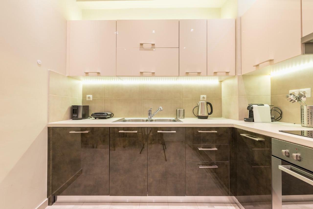 The Syntagma Edition Apartment เอเธนส์ ภายนอก รูปภาพ